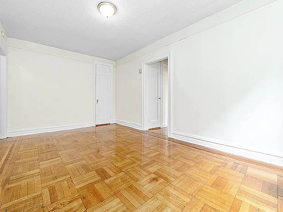 2nd image of 624 W 176th St APT 40