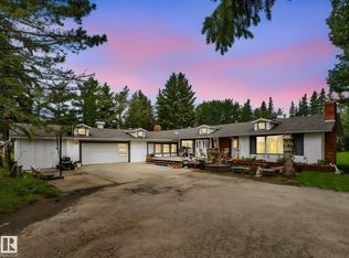 10912 5th Ave SW, Edmonton, AB T6W1A2