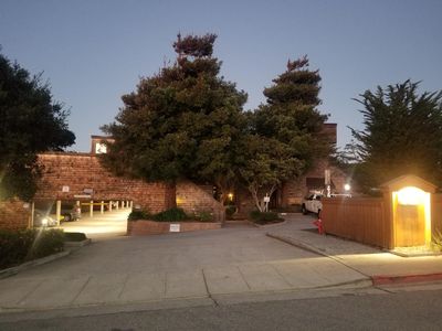 Dela Vina Ave, Monterey, CA, 93940