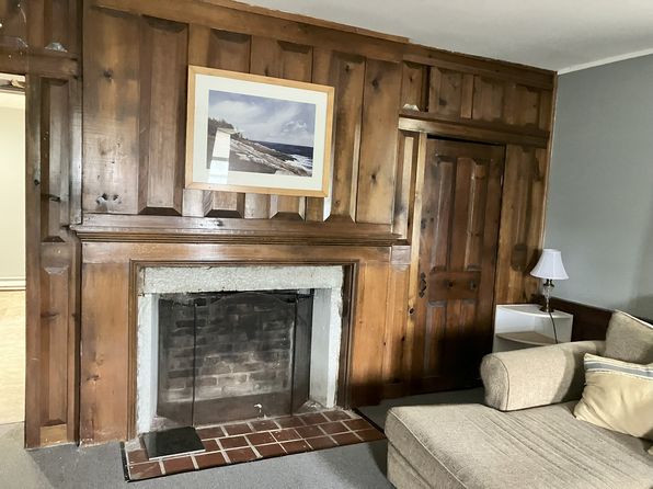 20 Gertrude Rd APT 2