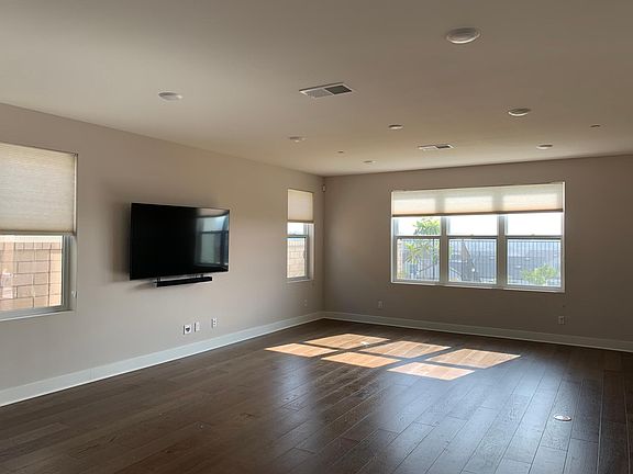 2nd image of 5425 Calle Blanca Trl