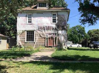 600 N Maple St, Mt Sterling, IL 62353