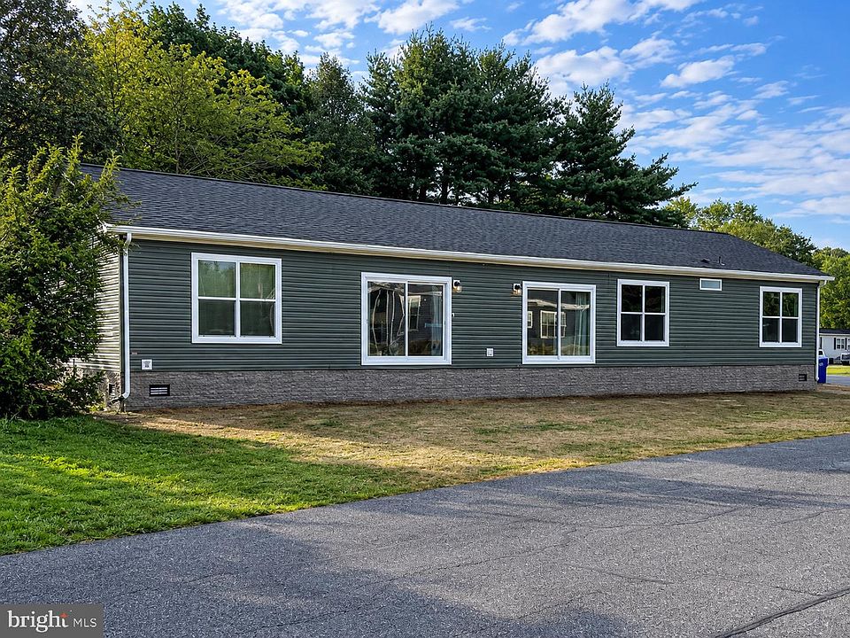1st image of 34959 Keelson St #E-270