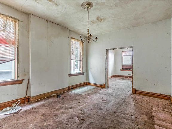 3rd image of 3705 Gravois Ave