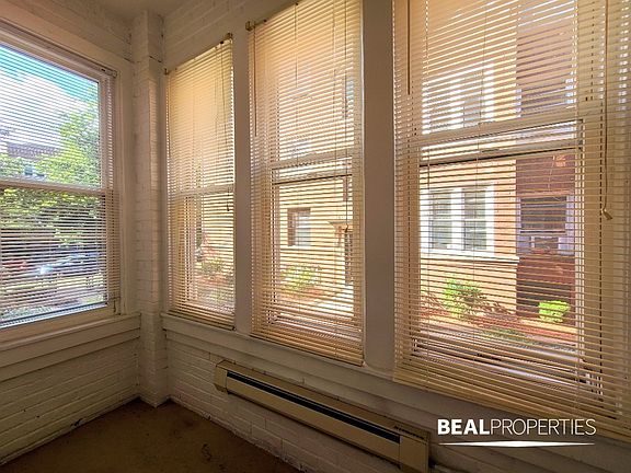 5th image of 4423 N Wolcott Ave #A3