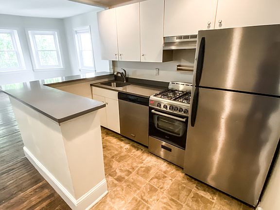 #3R: 1BR for $1795 for July/August 2022