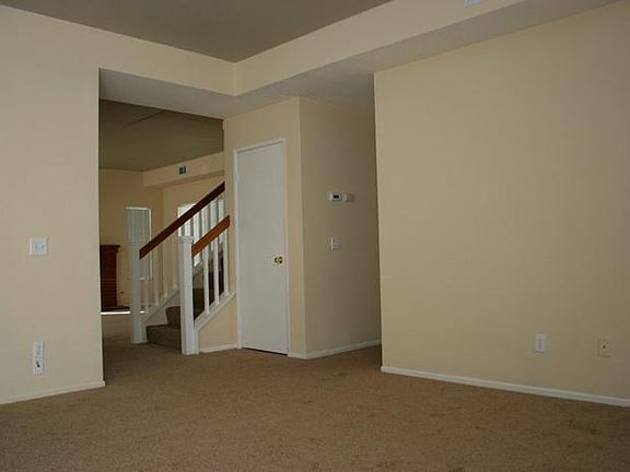 3rd image of 12837 Heston St