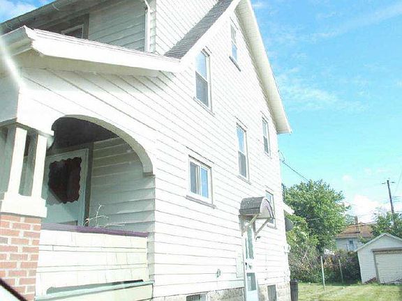 4th image of 1942 E 33rd St