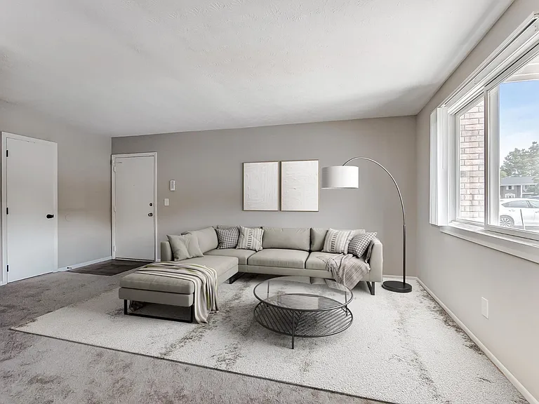 Northcrest Garden Apartments — Photo 16