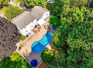 7 Kings Grant Rd, Westborough, MA 01581