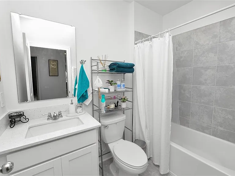 1740 White Water Ct — Photo 14