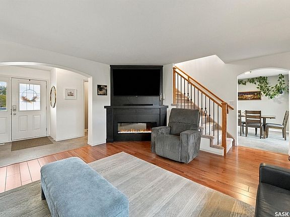 2nd image of 311 Denham Court