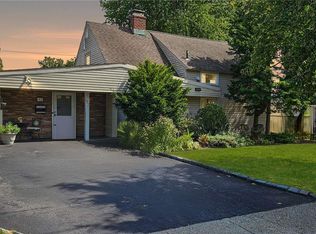 97 Jerusalem Ave, Levittown, NY 11756