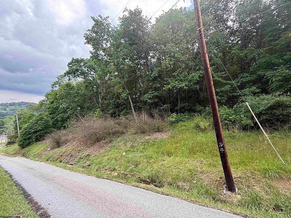 2nd image of LOT 2 Rochelle Rd
