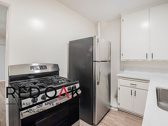 3rd image of 2417 W Vernon Ave #2427