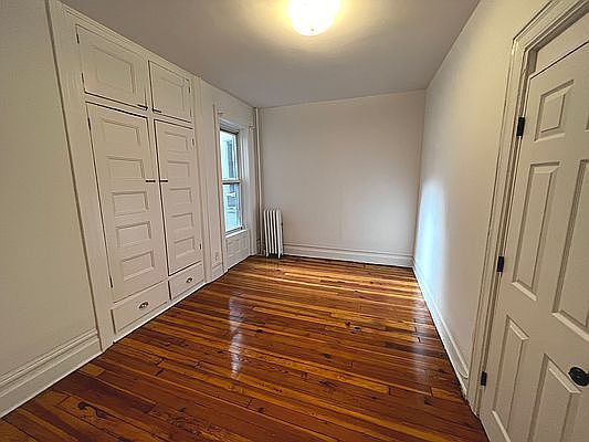 5th image of 470 E 15th St #3R
