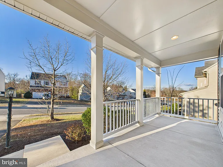 18213 Jillian Ln — Photo 3