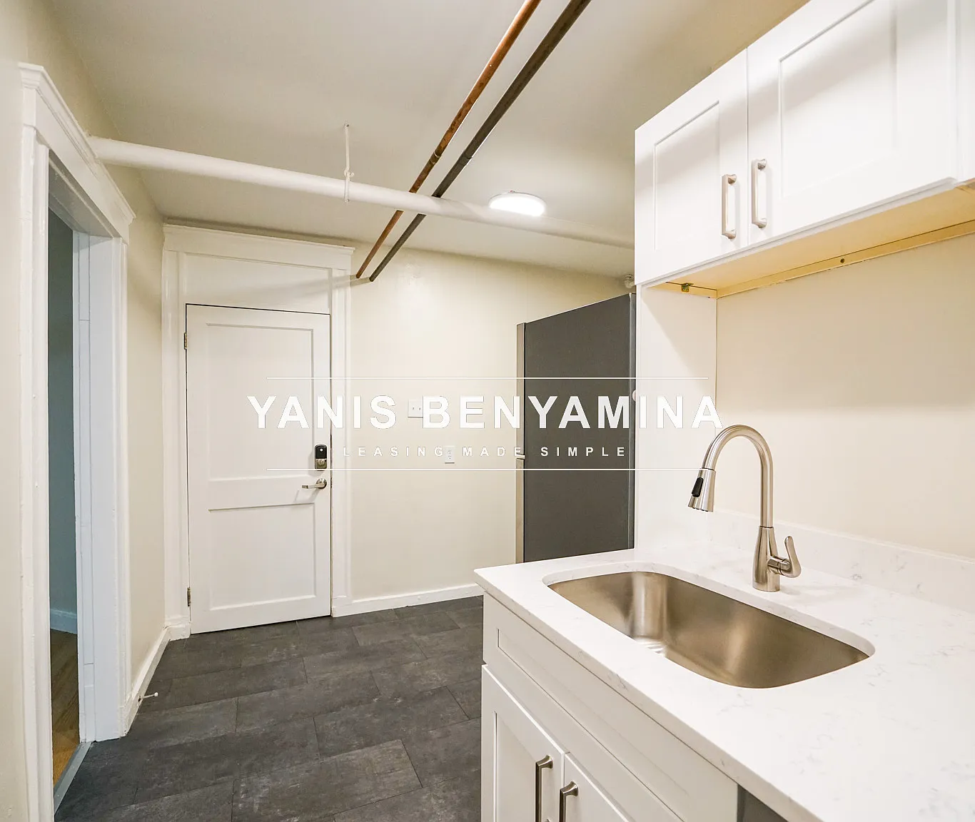 1 bed, $2,246 — Photo 4