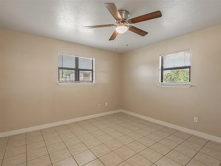 2303 State Highway 19 #C — Photo 11