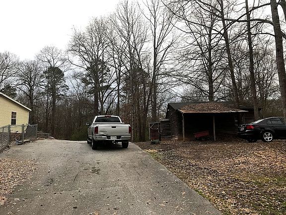 3rd image of 181 Maryland Dr