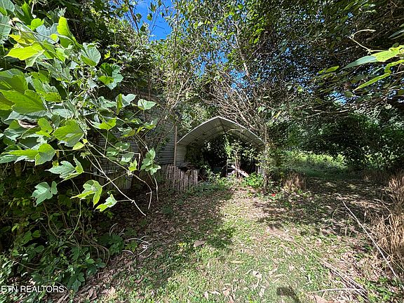 5th image of 153 Old Kingston Hwy