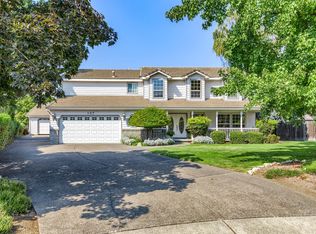137 Thomas Ct, Central Pt, OR