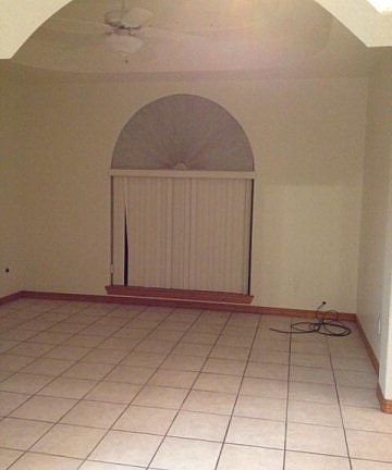 2nd image of 2514 San Manuel St