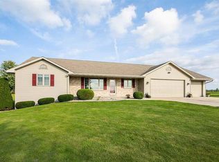391 S Water Division Rd, Green Bay, WI 54311