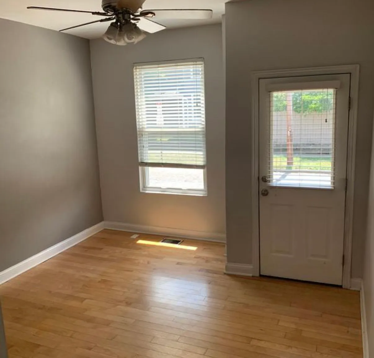 2 bed, 780 sqft, $1,500 — Photo 3