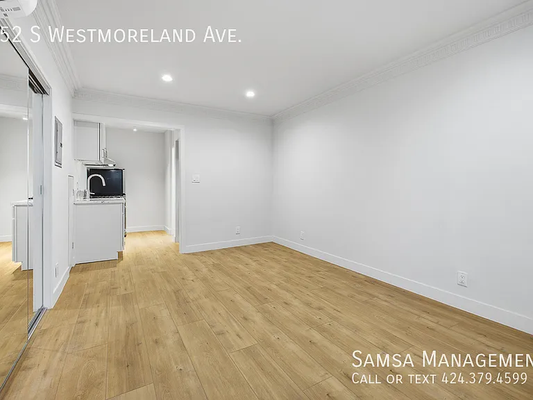 852 S Westmoreland Ave — Photo 3