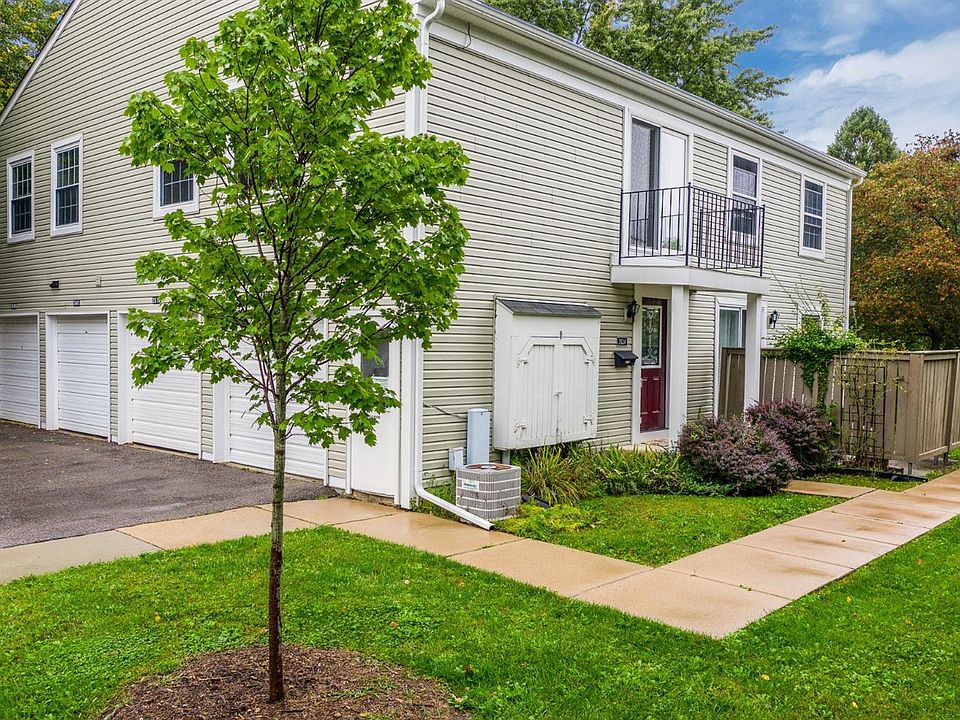 1st image of 2634 Fenwick Ct