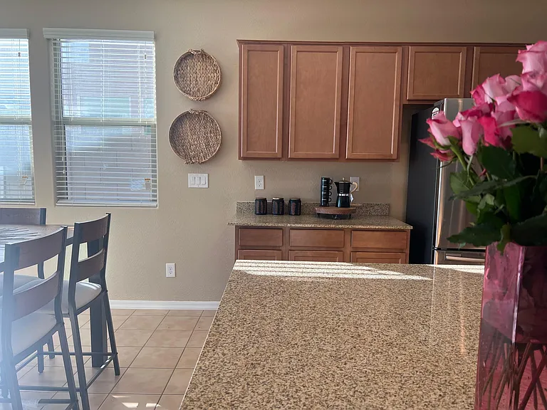 35359 N Donovan Dr — Photo 24