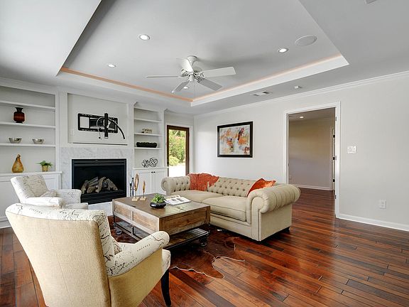 5th image of 1807 Rockmoor Ave