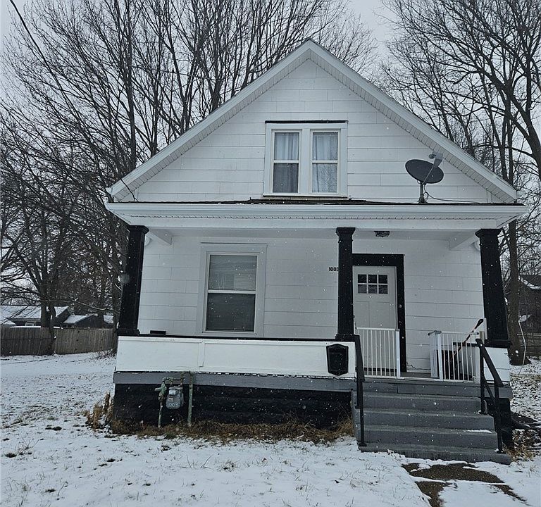 1st image of 1003 Sherlock Pl NE