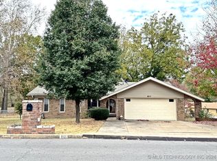 800 S Maple Ave, Tahlequah, OK 74464