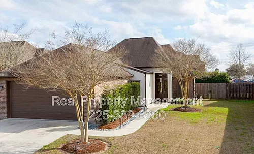 9462 Country Lake Dr Photo 1