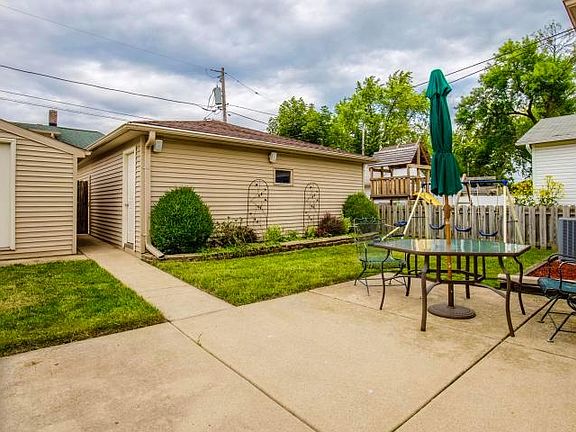 5th image of 2127 S 62nd St #62nd