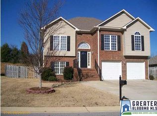 140 Heather Ln, Pelham, AL 35124