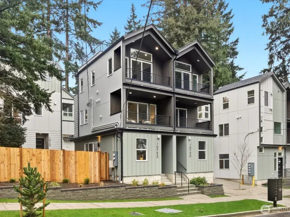 10752 Interlake Avenue N, Seattle, WA 98133