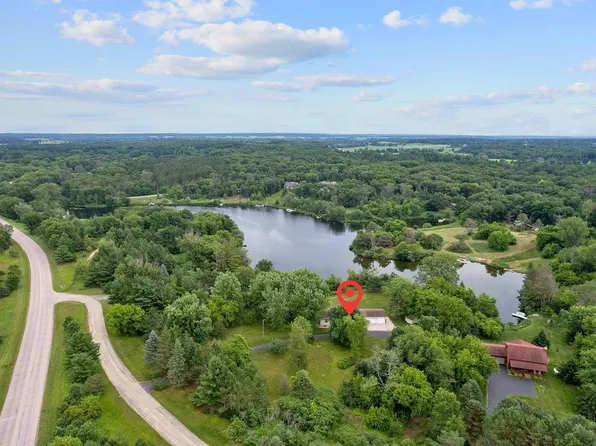 3194 1st Lane, Oxford, WI 53952