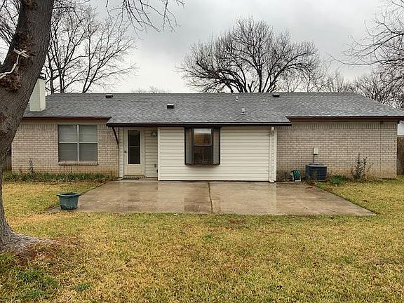 3rd image of 3412 Littlestone Dr