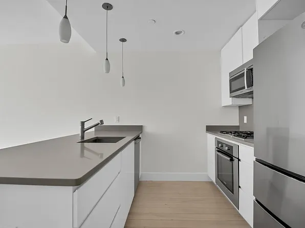 109 Gold Street image 1 of 22