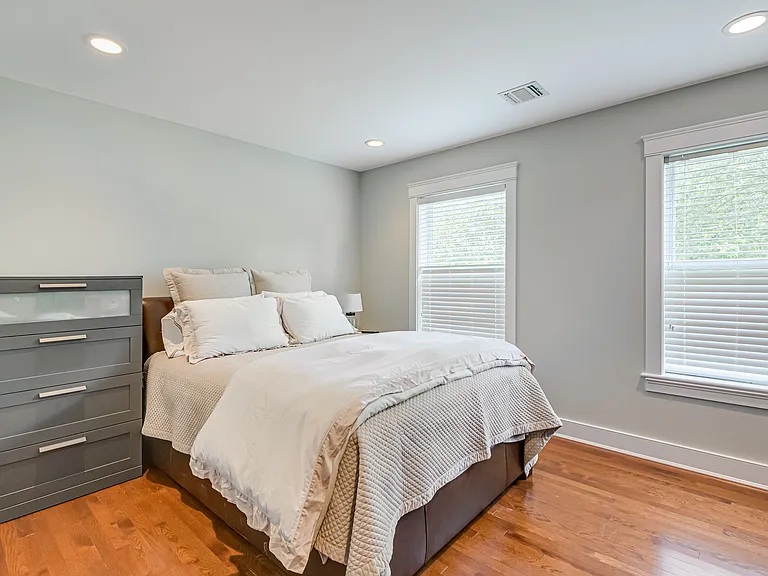 11 Murray Pl — Photo 16