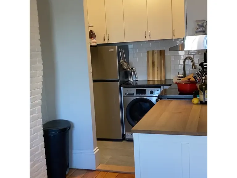 26 Mount Vernon St #15 — Photo 16