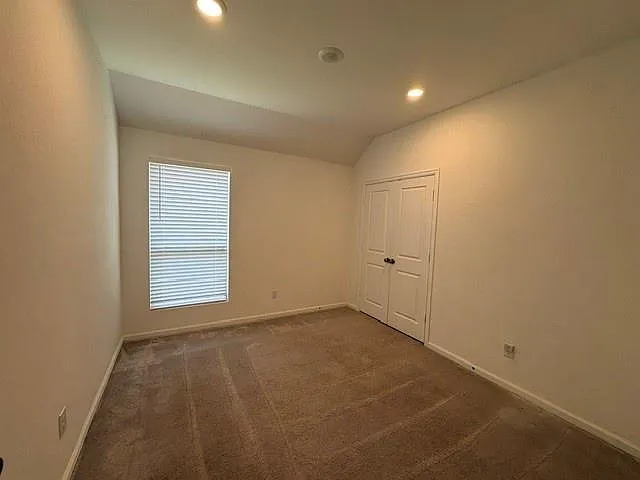 28715 Mount Bonnell — Photo 12