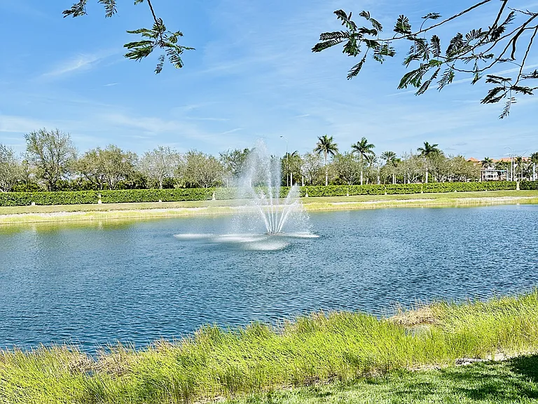 1820 Florida Club Cir #CIRCLE2210 — Photo 34