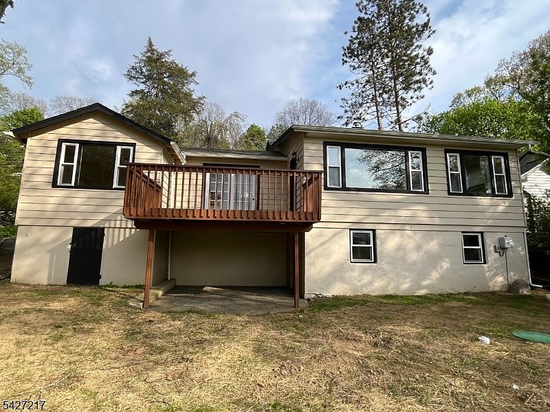 1st image of 120 Hillside Rd