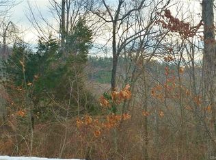 251 Gracey Rd, Canton, CT 06019