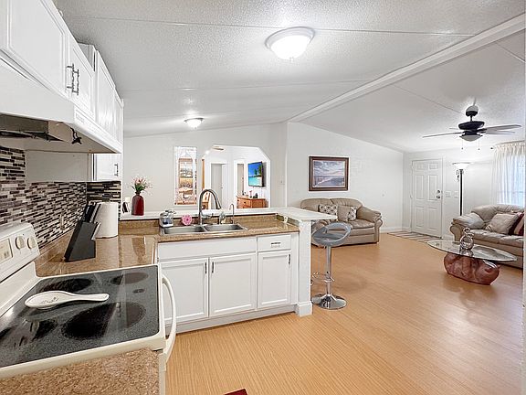 5th image of 5018 NW 57th Ct