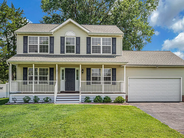 12001 Setter Dr — Photo 1